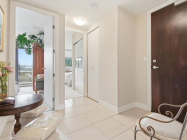 900 9300 University Crescent, Burnaby, BC