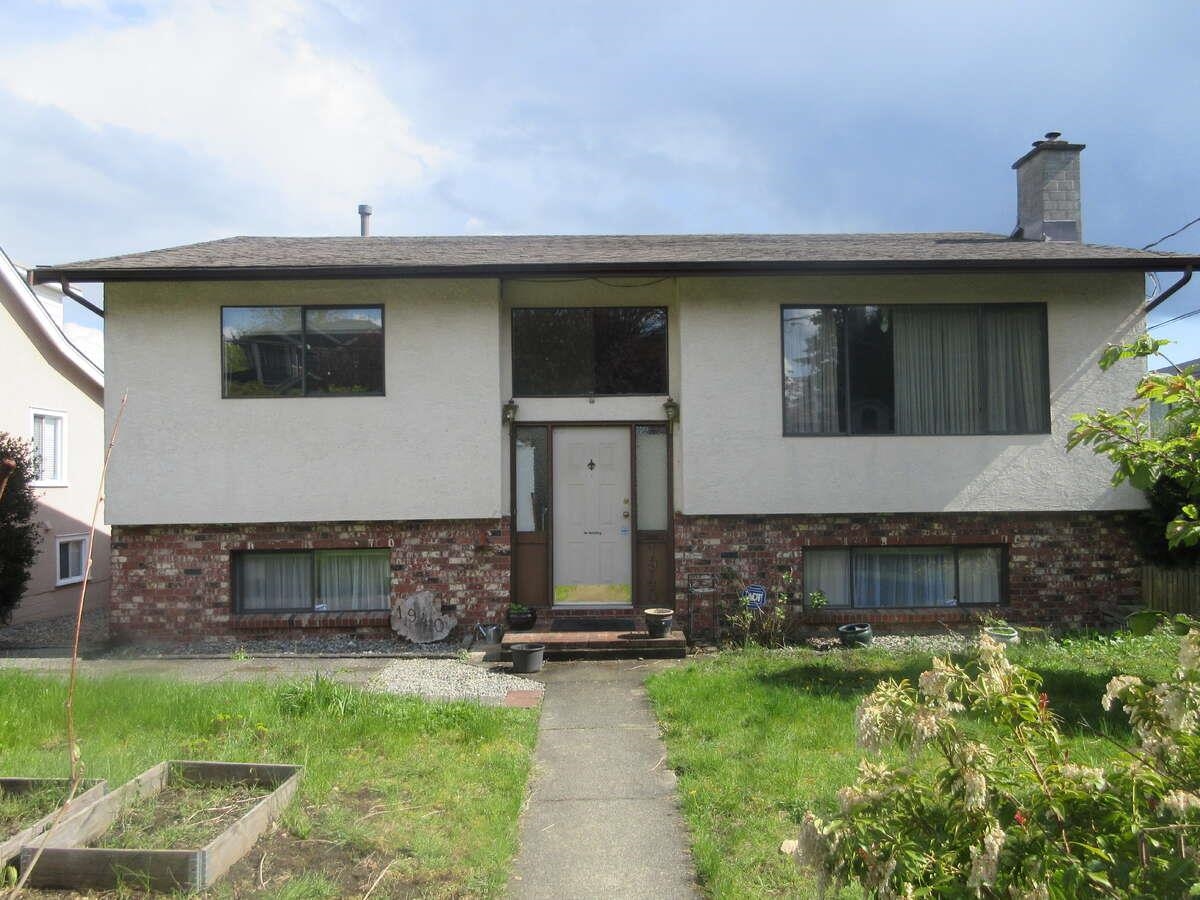 Exterior Front Photo of 1940 Dublin Street, New Westminster, BC