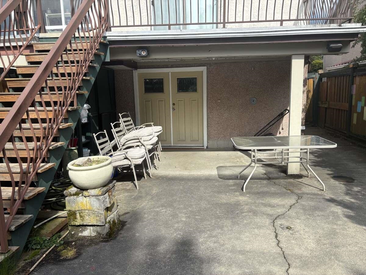 Pantry Photo of 1940 Dublin Street, New Westminster, BC