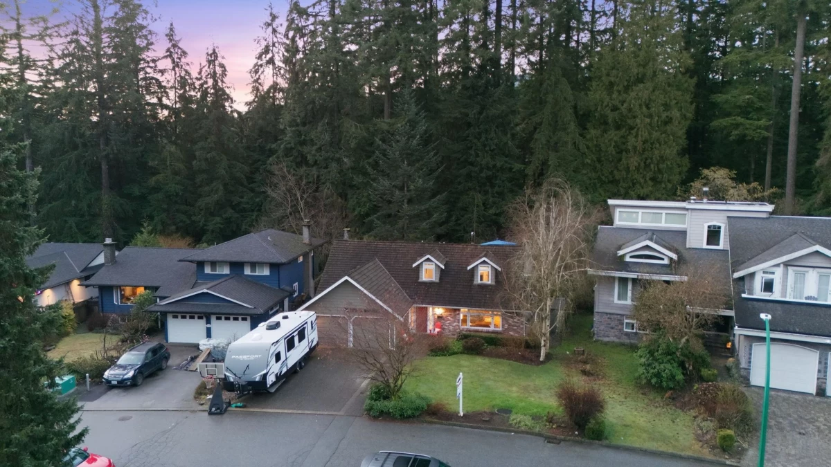 Backyard Photo of 2569 Hyannis Point, North Vancouver, BC