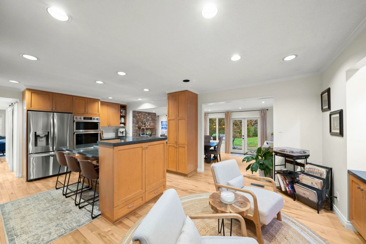 Family Room Photo of 2569 Hyannis Point, North Vancouver, BC