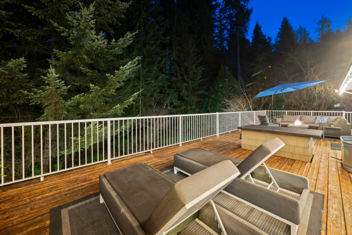 Garage Interior Photo of 2569 Hyannis Point, North Vancouver, BC