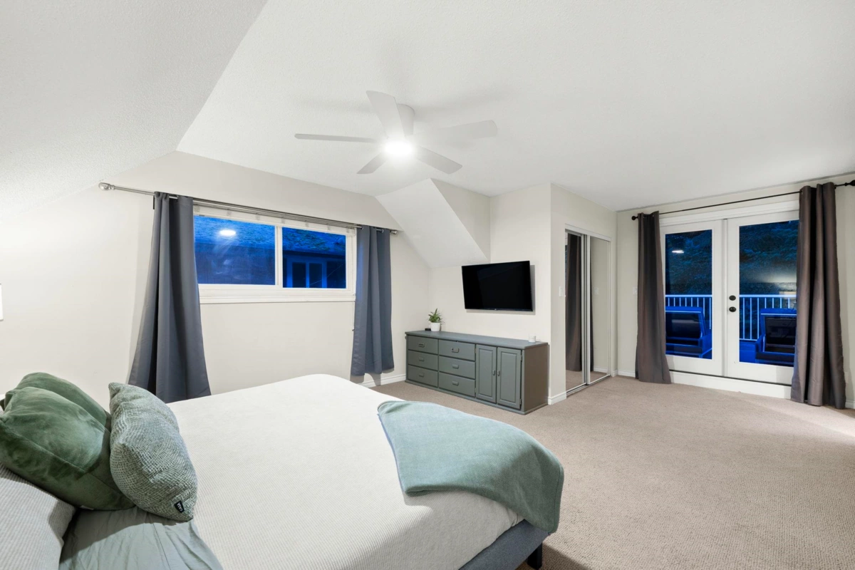 Guest Bathroom Photo of 2569 Hyannis Point, North Vancouver, BC