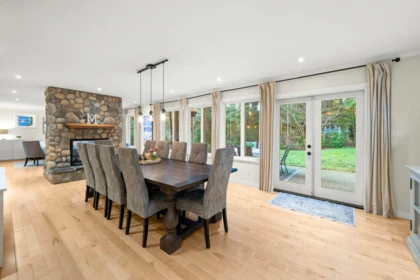 Breakfast Nook Photo of 2569 Hyannis Point, North Vancouver, BC