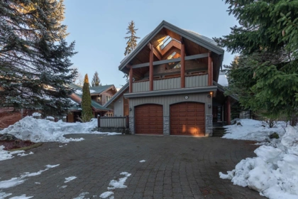 8162 Muirfield Crescent, Whistler, BC, Whistler — Single Family Residence for sale
