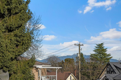 Garden / Landscaping Photo of 1135 W 33rd Avenue, Vancouver, BC