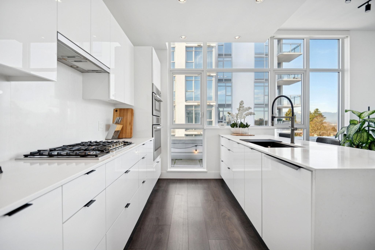 Breakfast Nook Photo of PH1 2455 Kingsway, Vancouver, BC