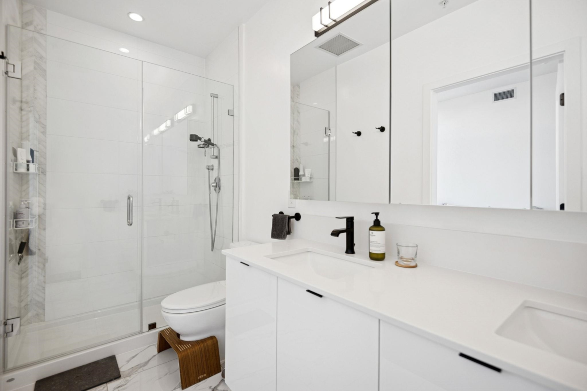 Walk-In Closet Photo of PH1 2455 Kingsway, Vancouver, BC