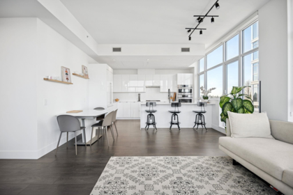 PH1 2455 Kingsway, Vancouver, BC, Vancouver — Apartment/Condo for sale