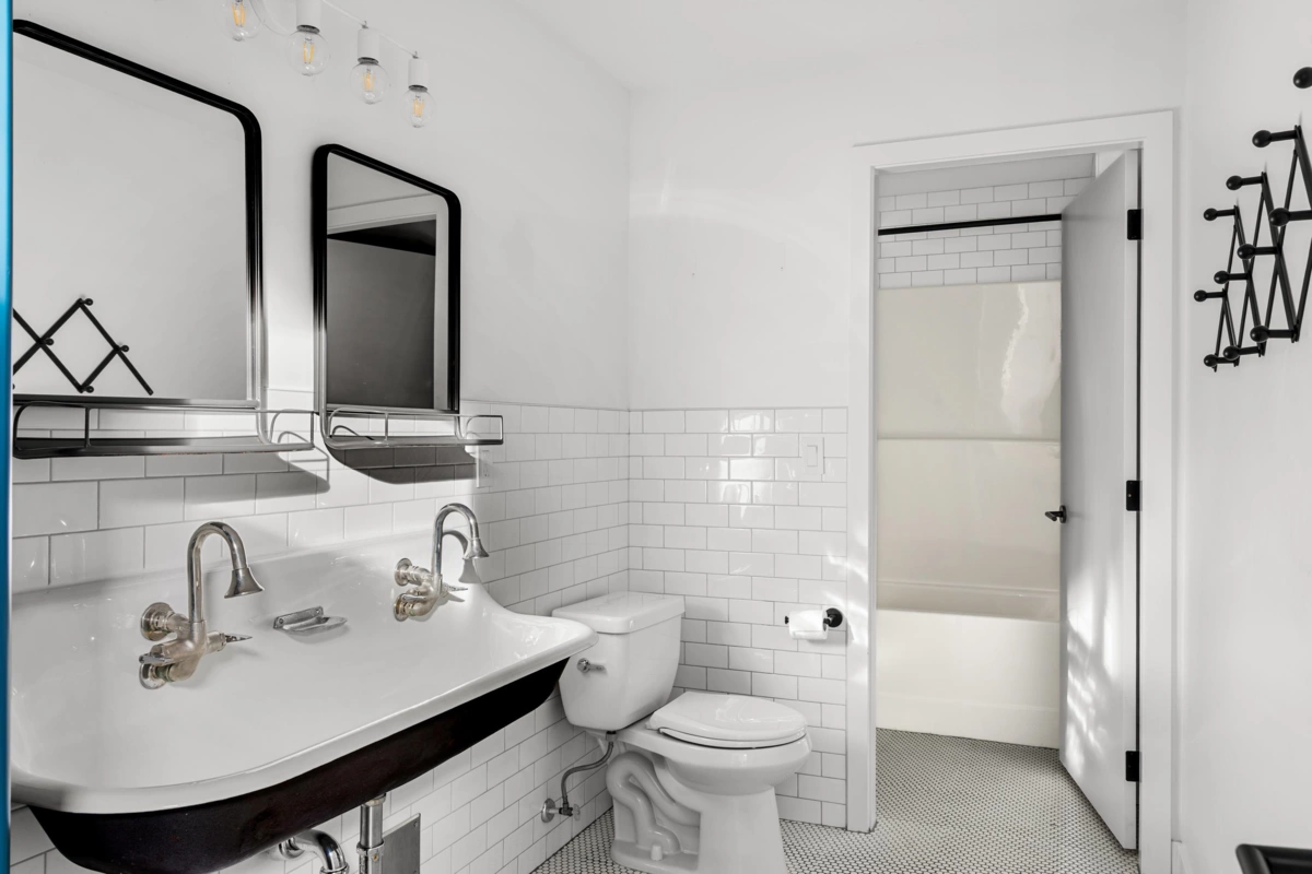 Outdoor Deck Photo of 7869 229 Street, Langley, BC