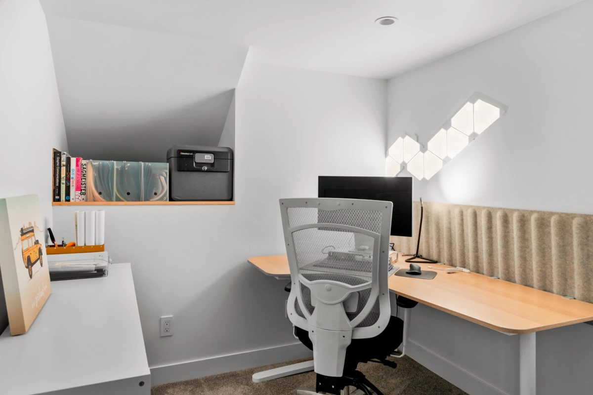 Swimming Pool Photo of 7869 229 Street, Langley, BC