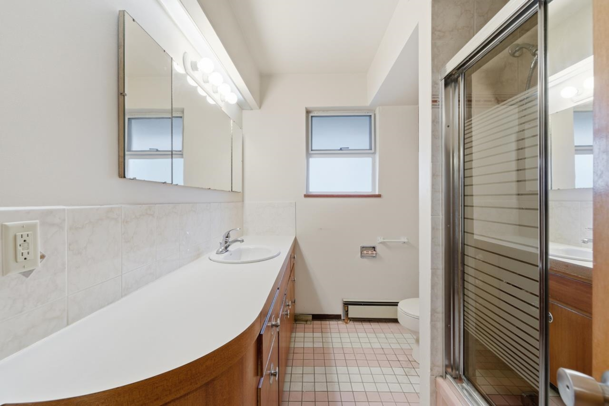 Guest Bathroom Photo of 6709 Ash Street, Vancouver, BC