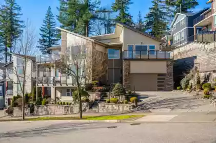 1412 Strawline Hill Street, Coquitlam, BC