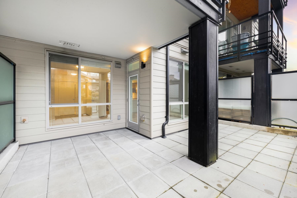 Guest Bathroom Photo of 116 108 E 8th Street, North Vancouver, BC