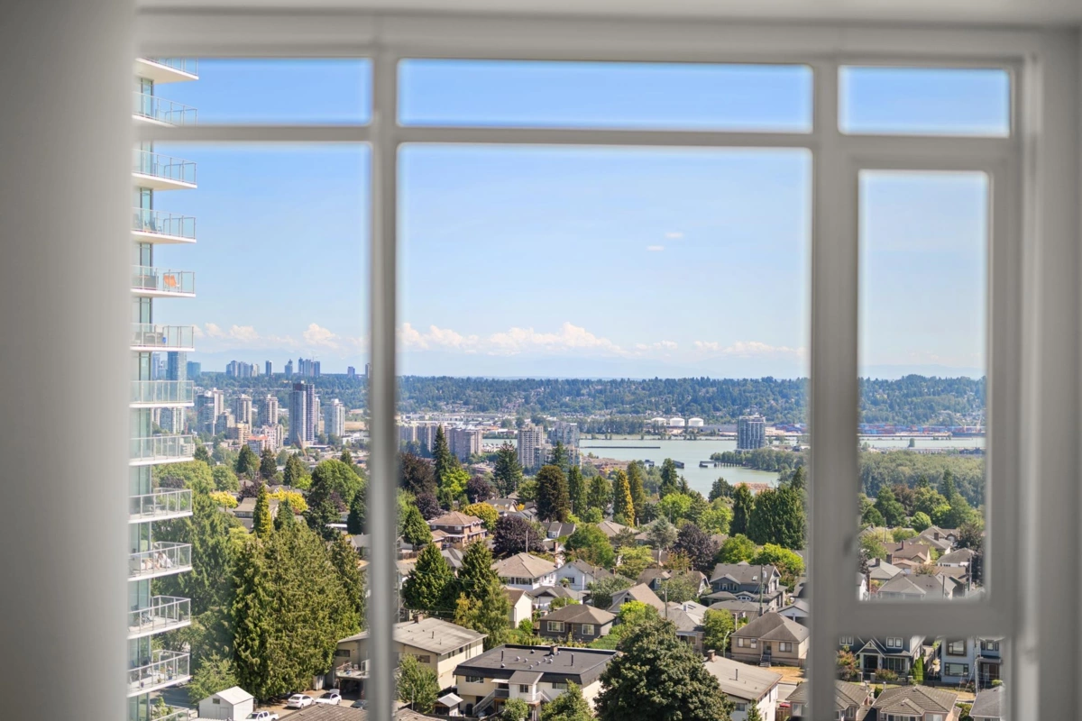Breakfast Nook Photo of 1305 7683 Park Crescent, Burnaby, BC