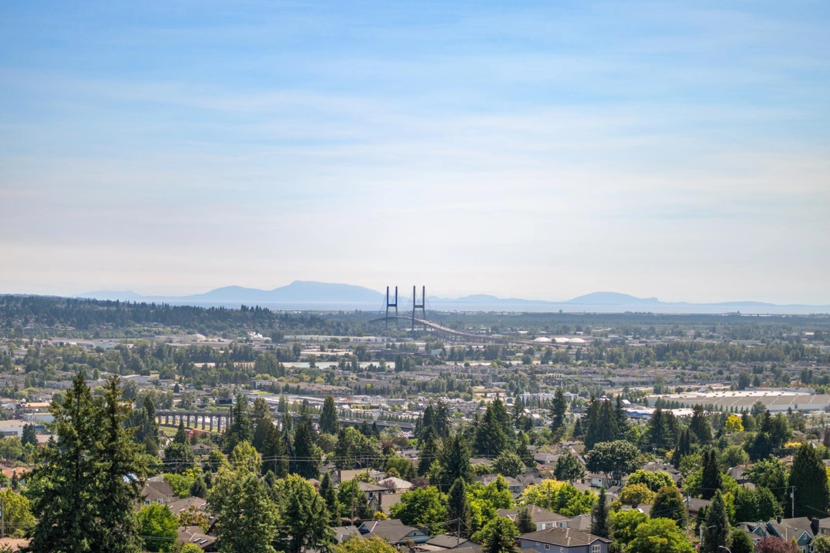 Primary Bedroom Photo of 1305 7683 Park Crescent, Burnaby, BC