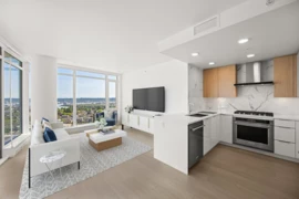 1305 7683 Park Crescent, Burnaby, BC