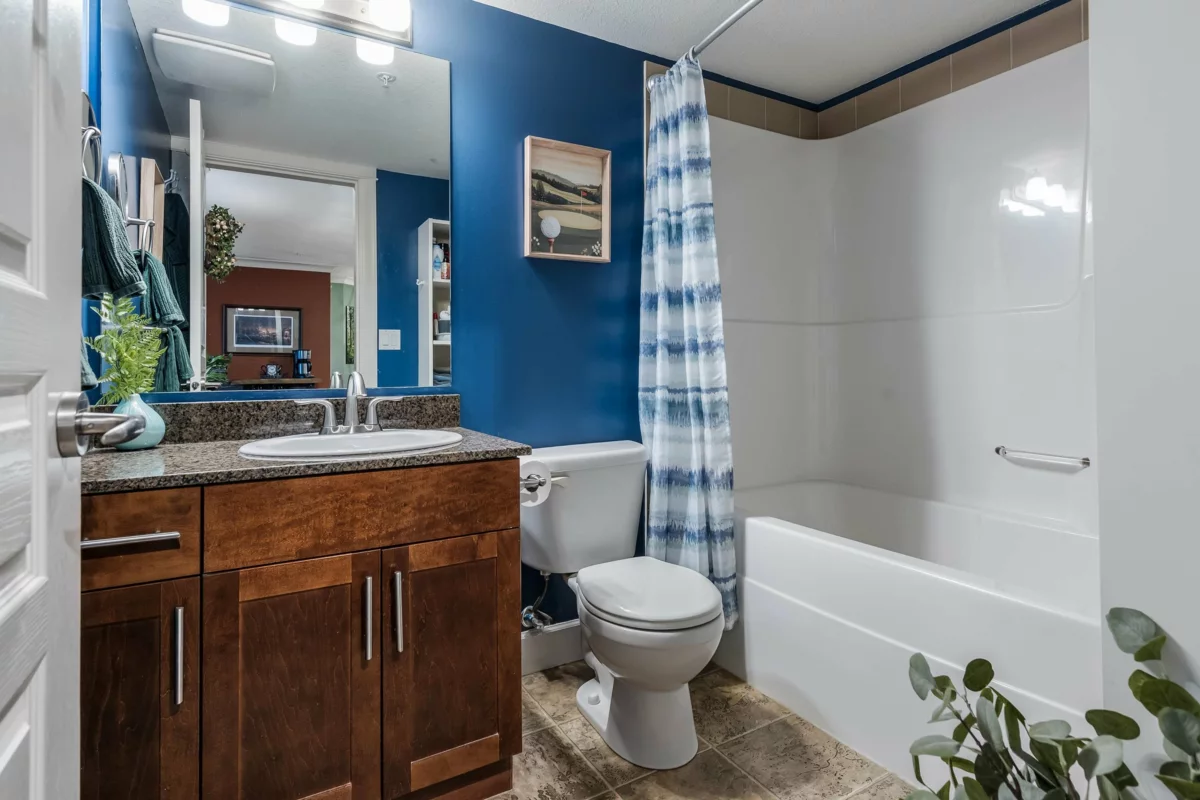 Entry Foyer Photo of 305 45665 Patten Avenue, Chilliwack, BC