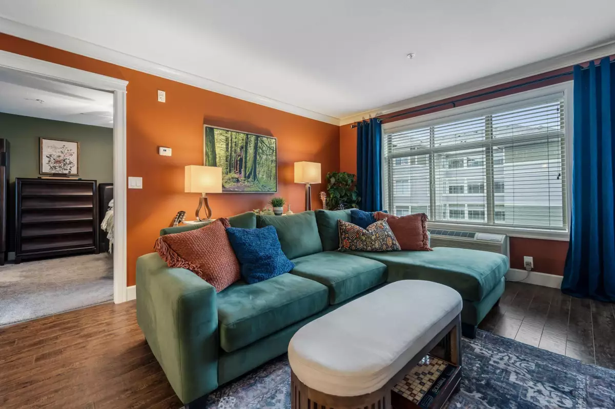 Powder Room Photo of 305 45665 Patten Avenue, Chilliwack, BC