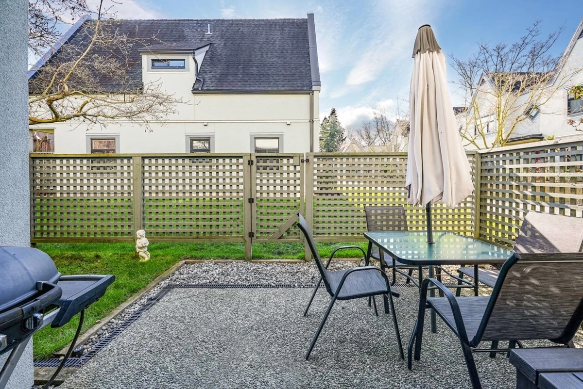 Guest Bathroom Photo of 38 889 Tobruck Avenue, North Vancouver, BC