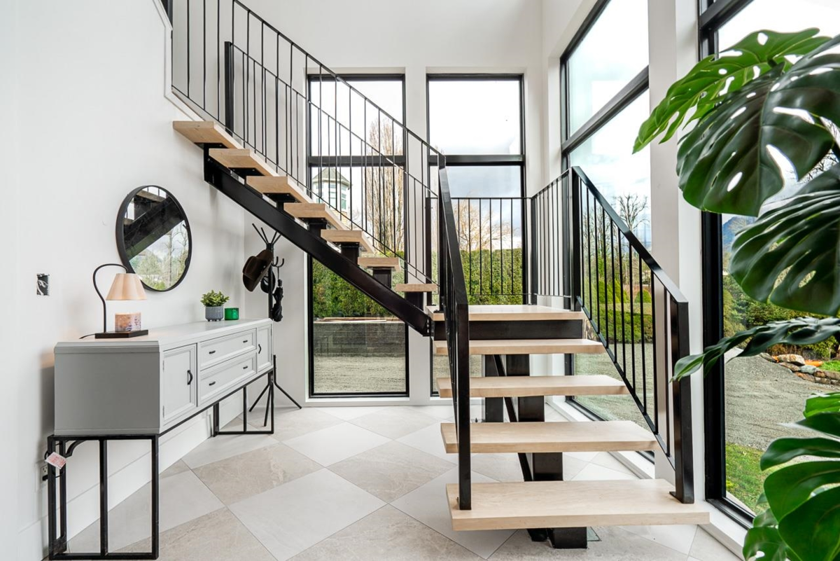 Family Room Photo of 35727 Shook Road, Mission, BC