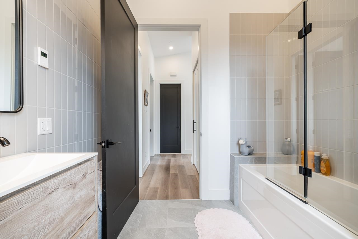 Outdoor Patio Photo of 35727 Shook Road, Mission, BC