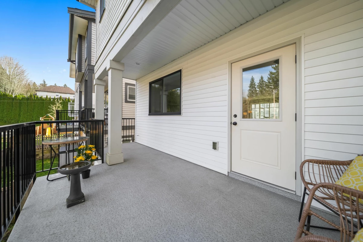 Outdoor Kitchen Photo of 22 4295 Old Clayburn Road, Abbotsford, BC