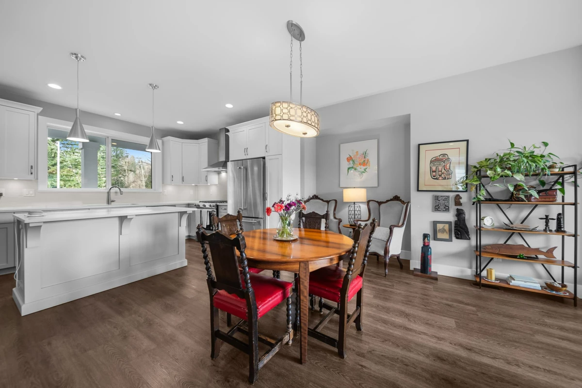 Primary Bedroom Photo of 22 4295 Old Clayburn Road, Abbotsford, BC
