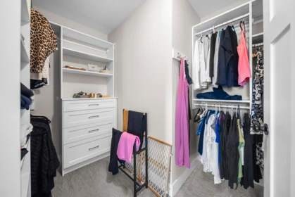 Mudroom Photo of 22 4295 Old Clayburn Road, Abbotsford, BC