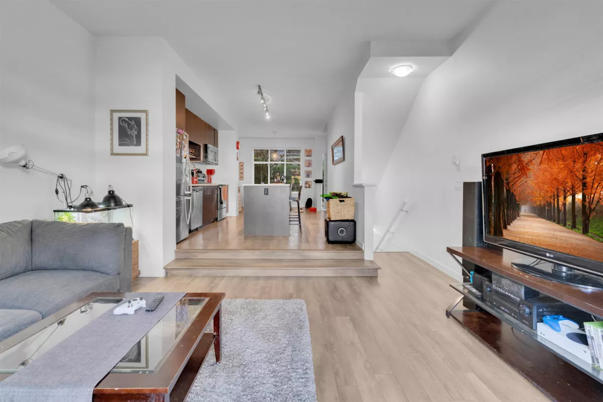 Breakfast Nook Photo of 4 13636 81a Avenue, Surrey, BC