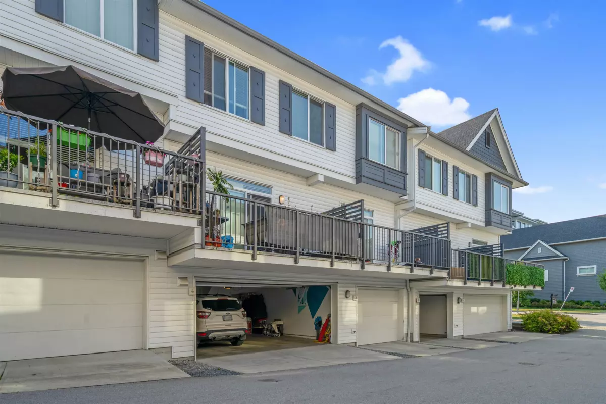 Garden / Landscaping Photo of 4 13636 81a Avenue, Surrey, BC