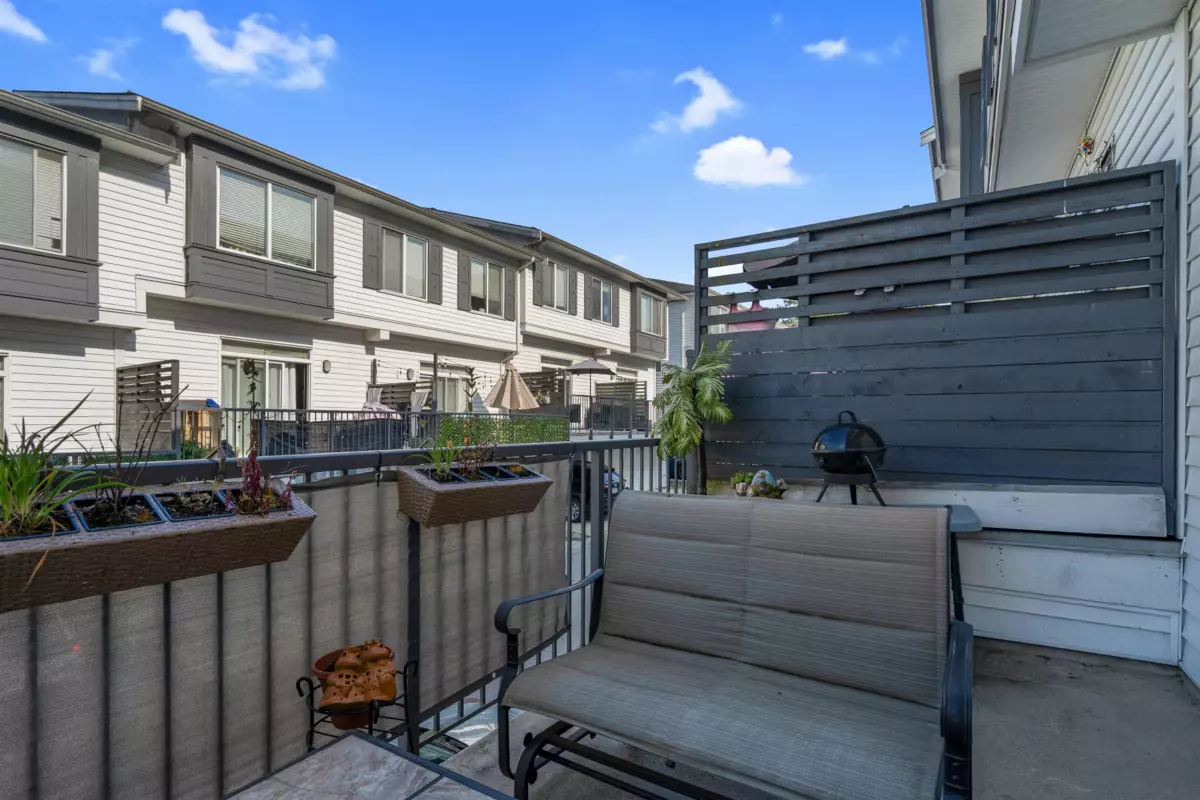 Primary Bathroom Photo of 4 13636 81a Avenue, Surrey, BC