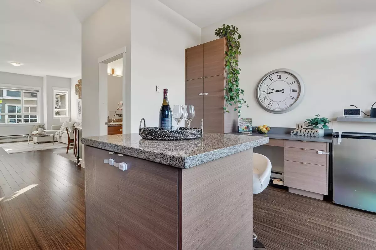 Bedroom 4 Photo of 40 2955 156 Street, Surrey, BC