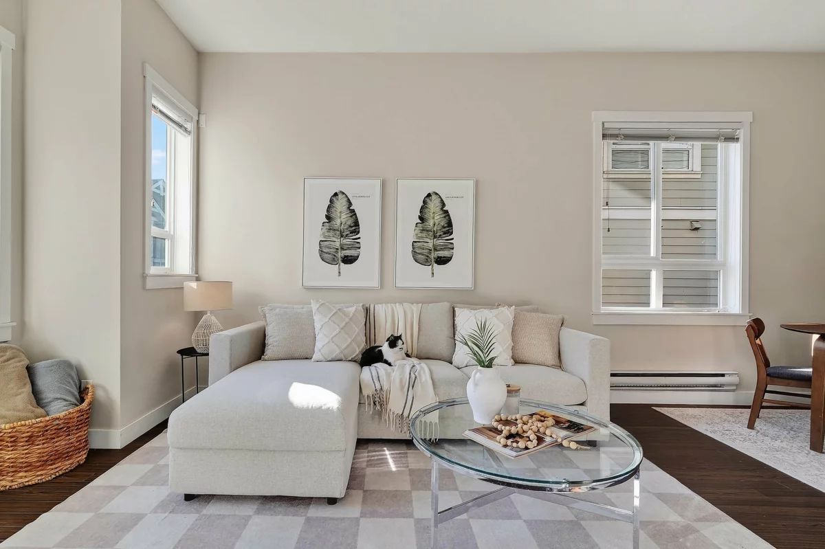 Dining Area Photo of 40 2955 156 Street, Surrey, BC