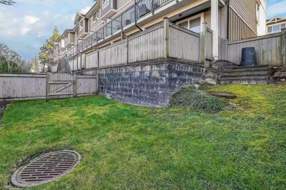 Garden / Landscaping Photo of 40 2955 156 Street, Surrey, BC