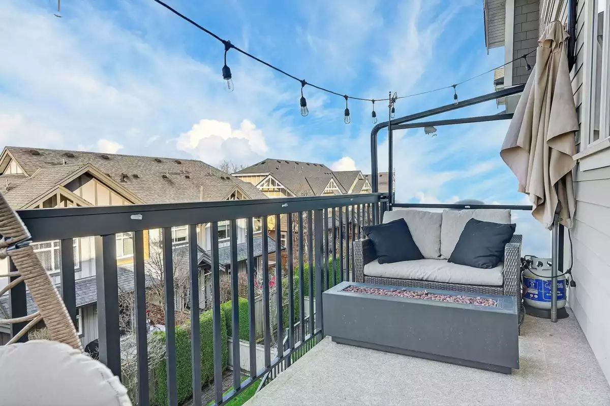 Office / Den Photo of 40 2955 156 Street, Surrey, BC