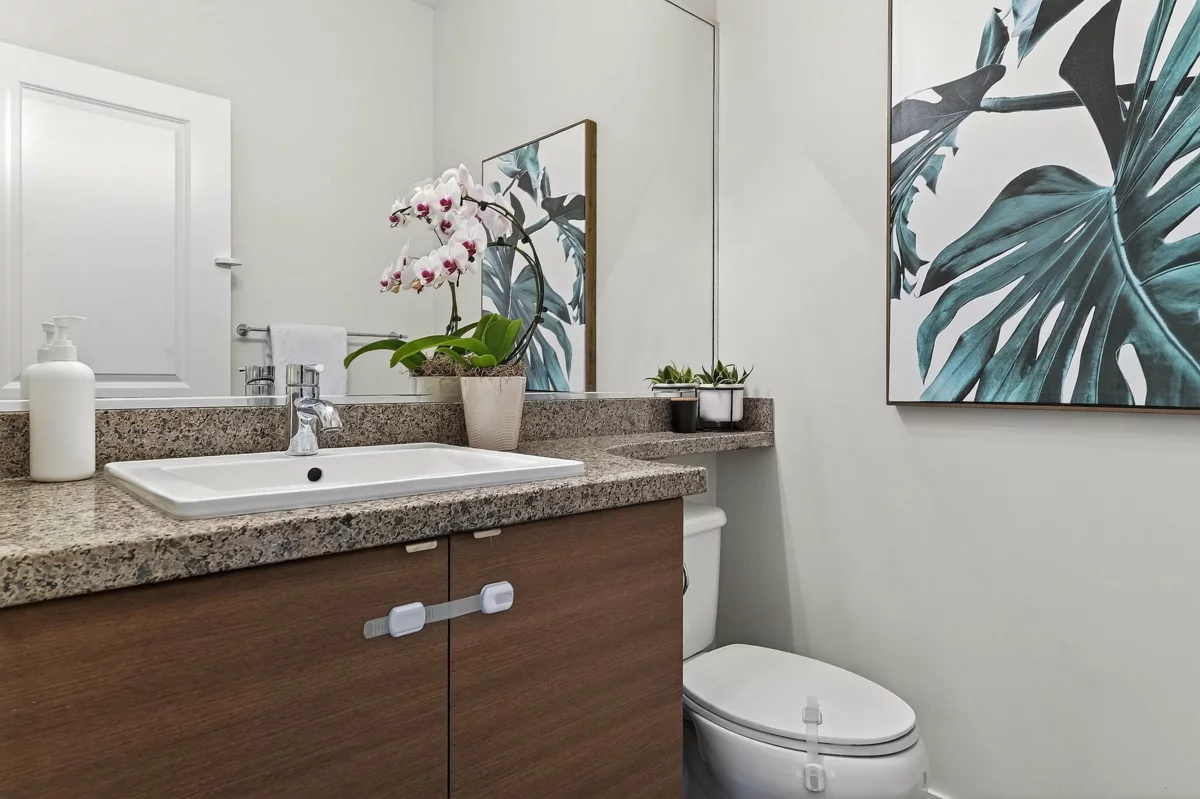 Primary Bathroom Photo of 40 2955 156 Street, Surrey, BC