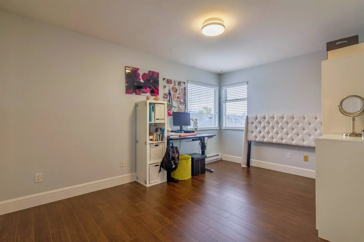 Garage Interior Photo of 921 Citadel Drive, Port Coquitlam, BC