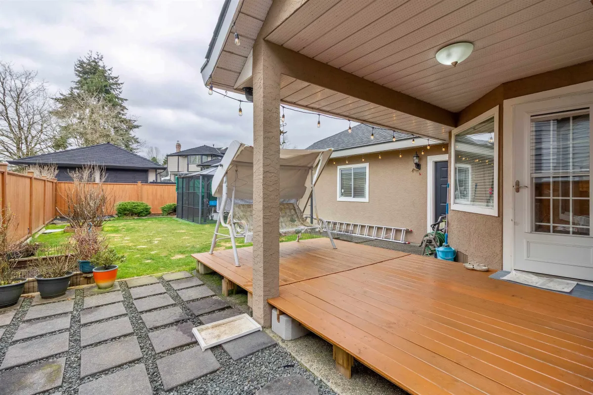 Swimming Pool Photo of 921 Citadel Drive, Port Coquitlam, BC