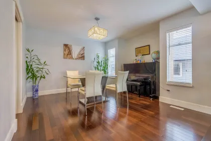 Kitchen Photo of 921 Citadel Drive, Port Coquitlam, BC