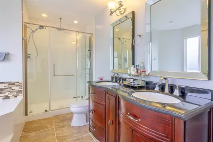 Laundry Room Photo of 921 Citadel Drive, Port Coquitlam, BC