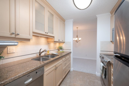 207 333 Wethersfield Drive, Vancouver, BC, Vancouver — Apartment/Condo for sale