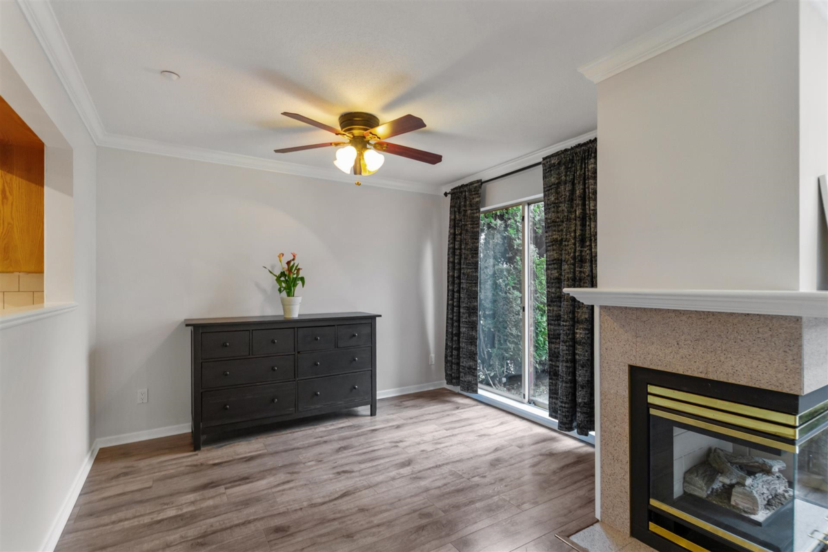 Dining Area Photo of 79 323 Governors Court, New Westminster, BC