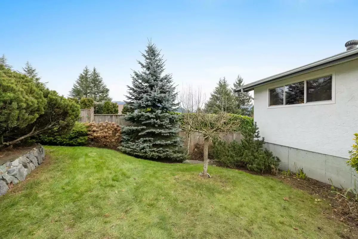 Fitness Center Photo Near 3156 Compass Court, Coquitlam, BC