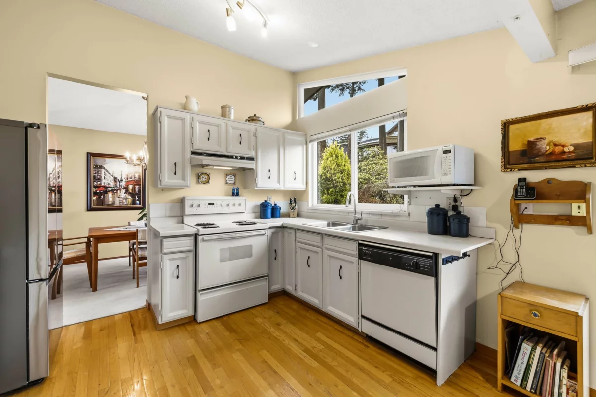 Primary Bedroom Photo of 3156 Compass Court, Coquitlam, BC