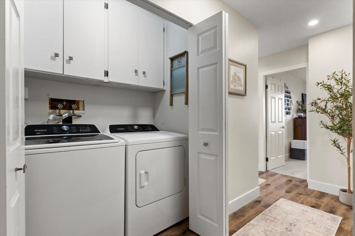 Swimming Pool Photo of 306 32885 George Ferguson Way, Abbotsford, BC