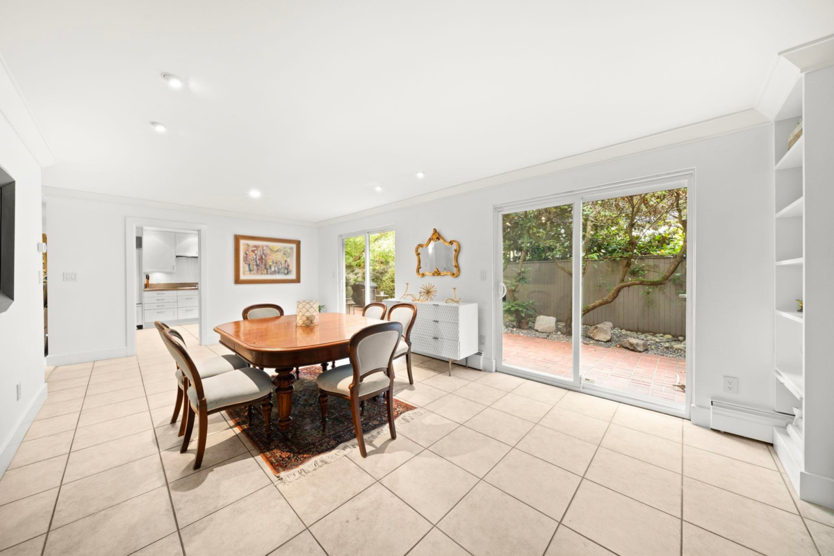 Kitchen Island Photo of 1443 Mcrae Avenue, Vancouver, BC