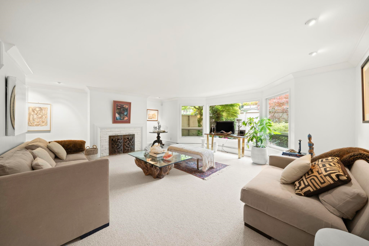 Living Room Photo of 1443 Mcrae Avenue, Vancouver, BC