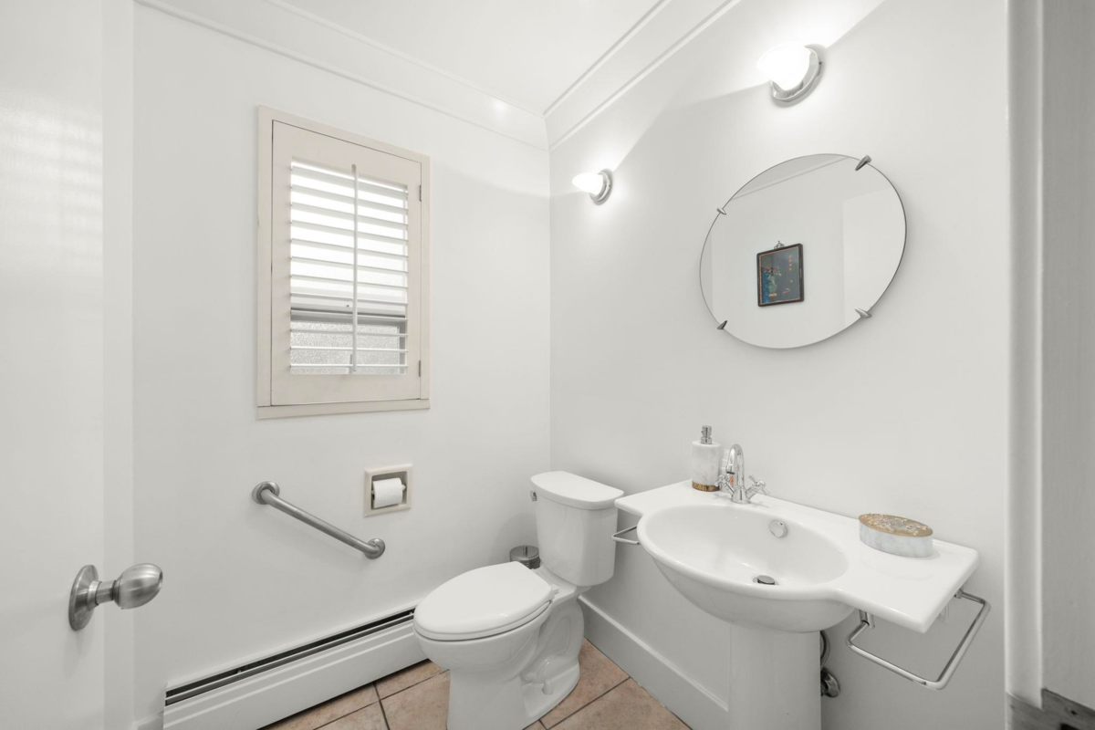 Office / Den Photo of 1443 Mcrae Avenue, Vancouver, BC