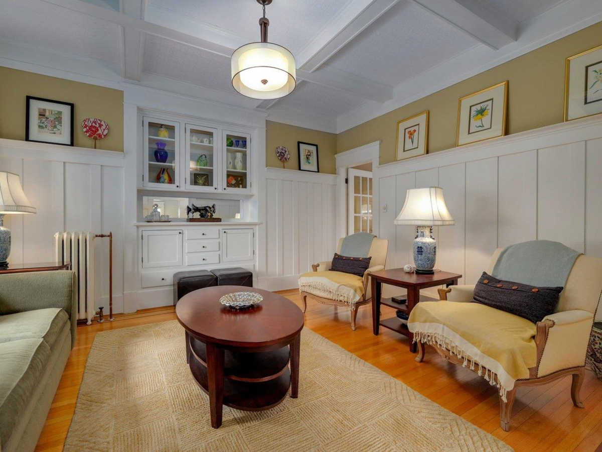 Living Room Photo of 3480 Yukon Street, Vancouver, BC